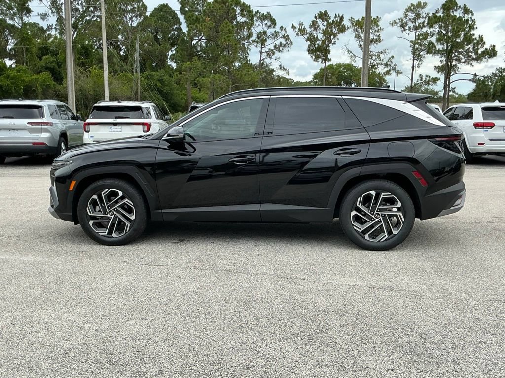 Used 2025 Hyundai Tucson Limited FWD image 8