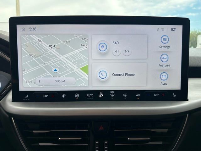 Certified 2023 Ford Escape SE w/ PHEV Premium Package FWD image 16