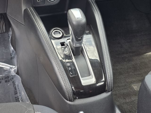 Used 2018 Nissan Kicks SV FWD image 21