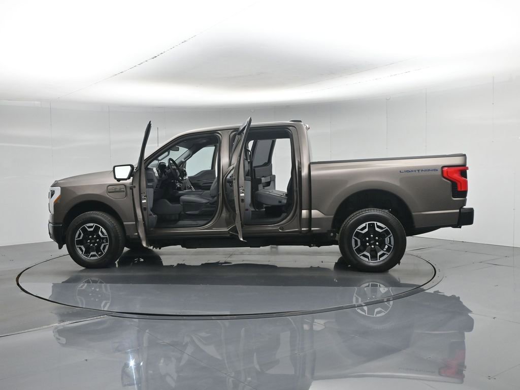 Certified 2023 Ford F150 Lightning Pro w/ Tow Technology Package AWD/4WD image 37