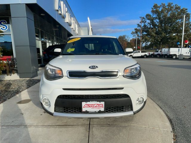 Used 2017 Kia Soul + FWD image 2