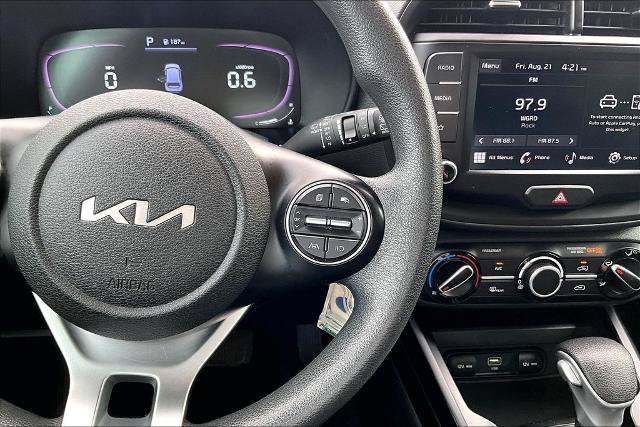 Used 2023 Kia Soul LX w/ Option Group 015 FWD image 19