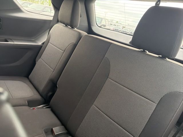 Used 2023 Chevrolet Traverse LT image 17