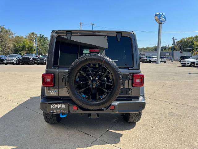 Used 2022 Jeep Wrangler Unlimited Sahara w/ Cold Weather Group image 6