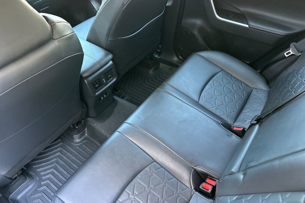 Used 2020 Toyota RAV4 Adventure AWD/4WD image 11