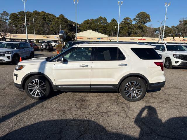 Certified 2018 Ford Explorer Platinum image 2