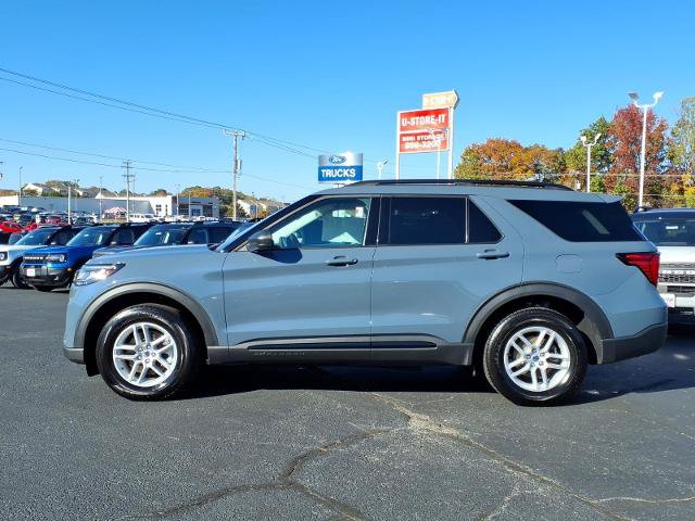 Certified 2026 Ford Explorer Active AWD/4WD image 2