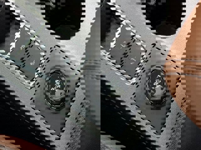 Certified 2025 Ford Bronco Sport Outer Banks w/ Outer Banks Tech Package+ image 31