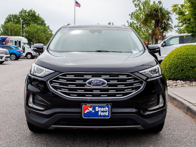Certified 2019 Ford Edge Titanium AWD/4WD image 2
