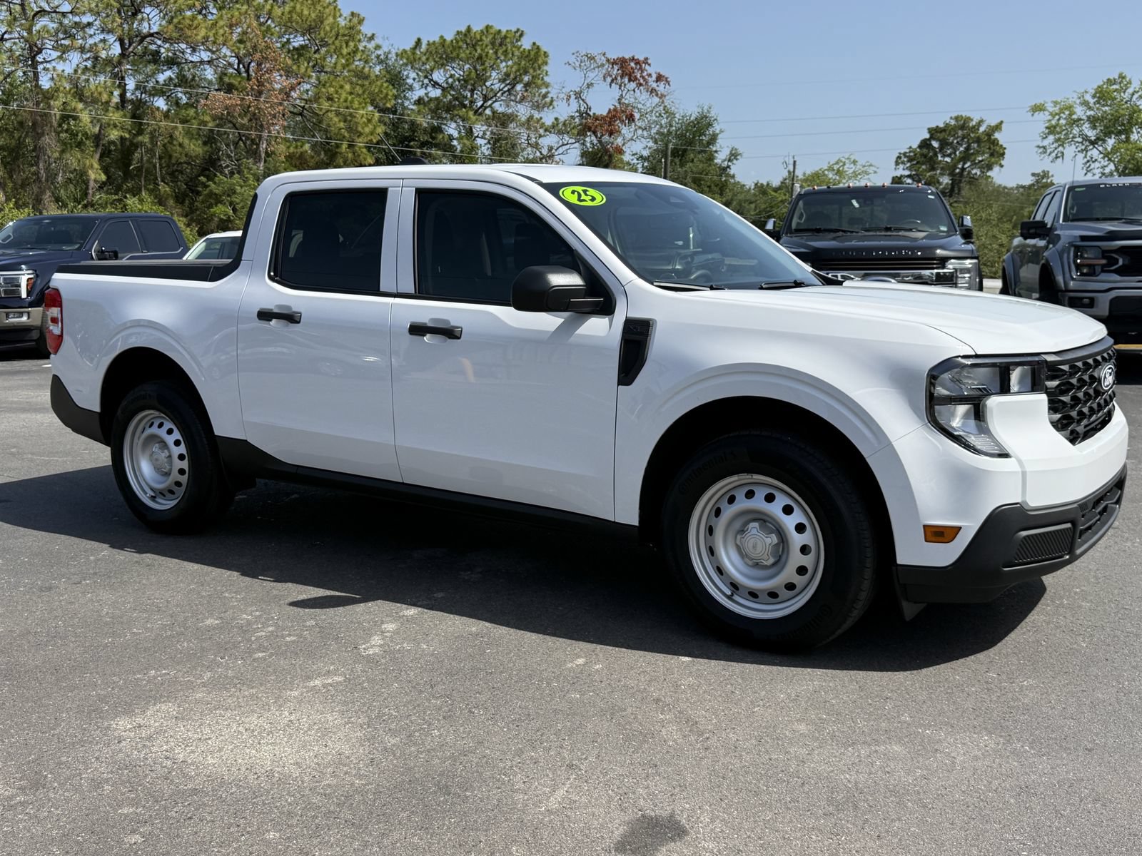 Certified 2025 Ford Maverick XL FWD image 2