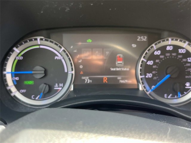 Used 2023 Toyota Highlander LE image 37