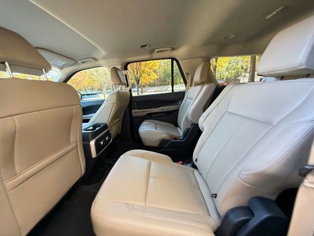 Certified 2023 Ford Expedition XLT image 19