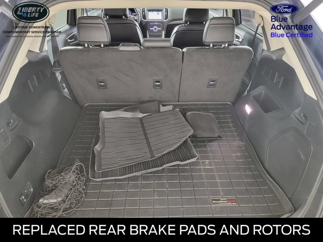 Certified 2019 Ford Edge Titanium w/ Cold Weather Package AWD/4WD image 17