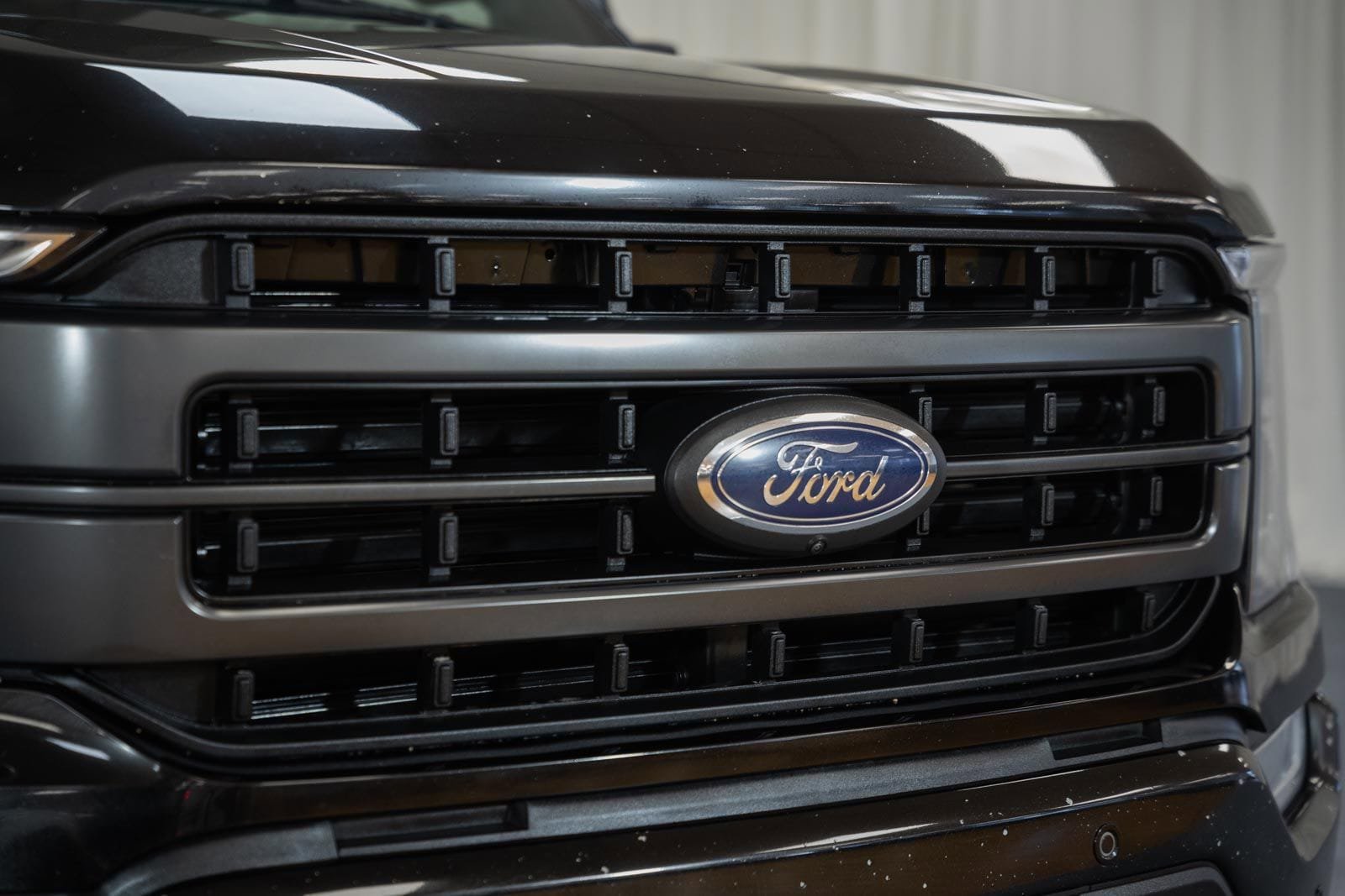 Certified 2023 Ford F150 Lariat w/ Equipment Group 502A High AWD/4WD image 13