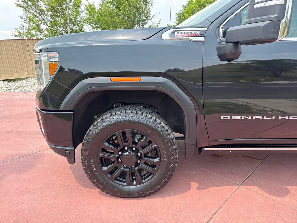 Used 2021 GMC Sierra 2500 Denali w/ Denali Black Diamond Edition AWD/4WD image 33