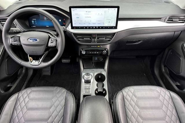 Certified 2023 Ford Escape SE w/ PHEV Premium Package image 5