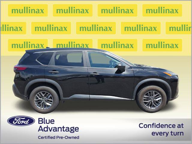 Used 2023 Nissan Rogue S AWD/4WD image 2