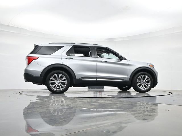 Certified 2023 Ford Explorer Limited w/ Equipment Group 301A AWD/4WD image 37
