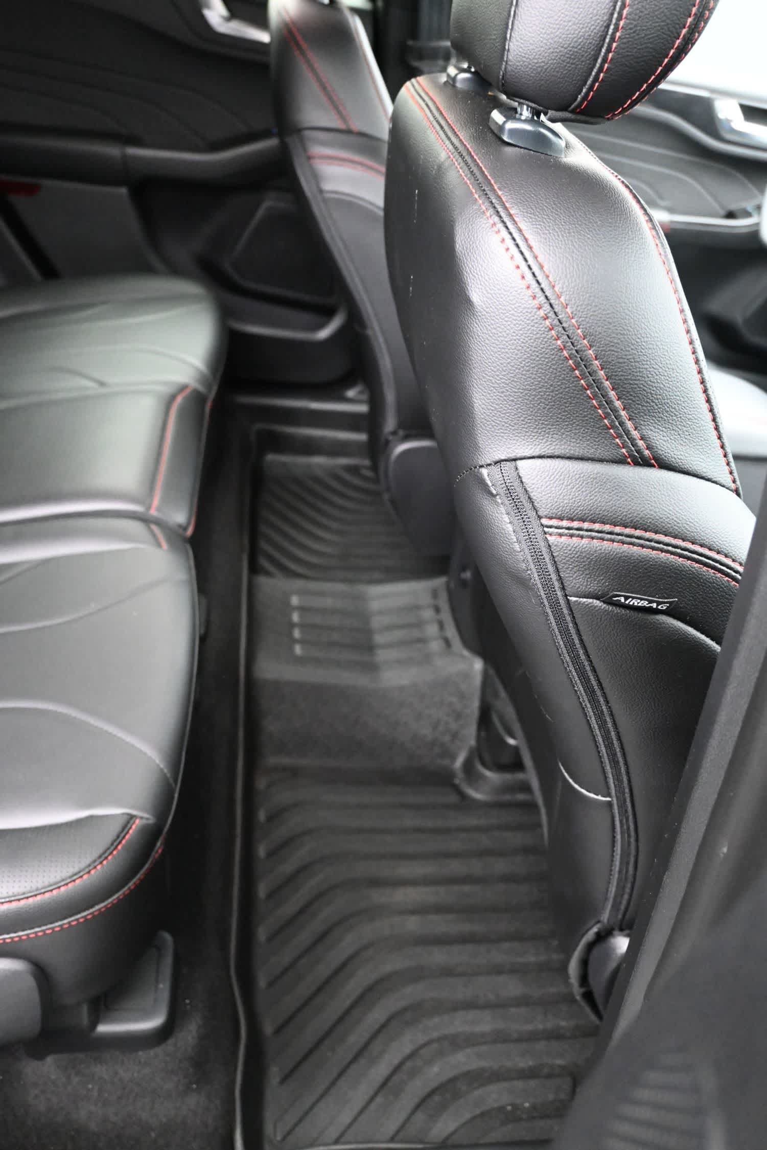 Certified 2025 Ford Escape ST-Line Elite w/ Premium Technology Package AWD/4WD image 18