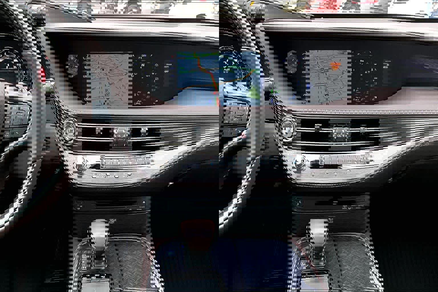 Used 2020 Lexus LS 500 w/ Interior Upgrade Package image 10