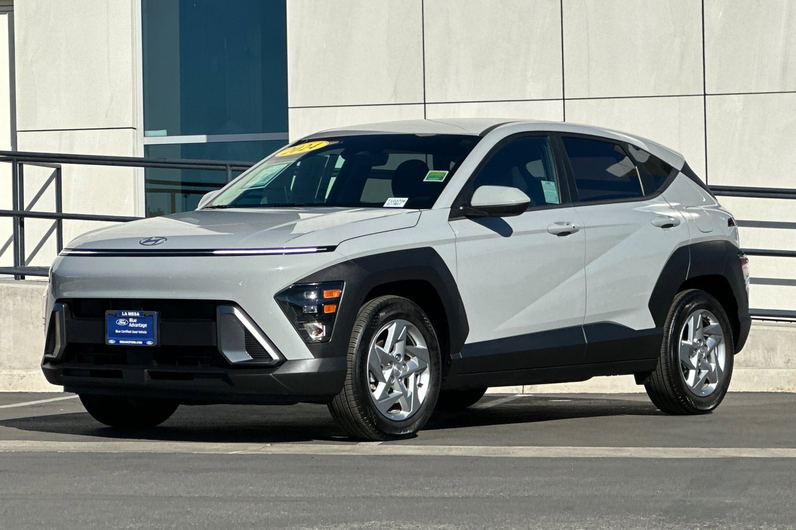 Used 2024 Hyundai Kona SE image 7