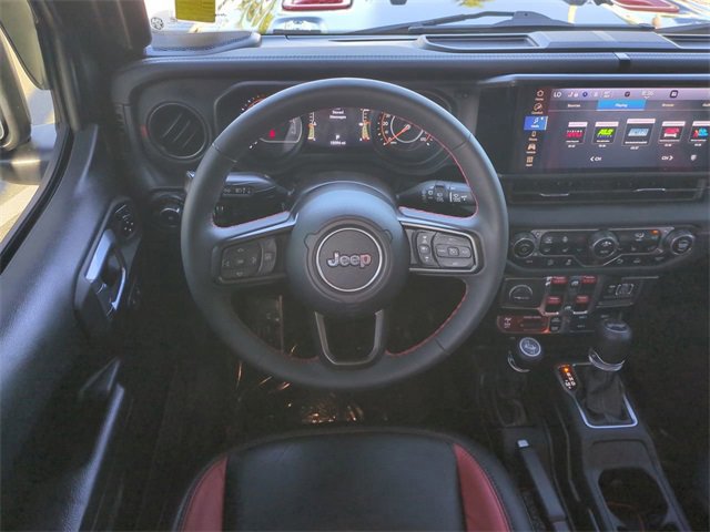 Used 2024 Jeep Wrangler Unlimited Rubicon w/ Safety Group image 16