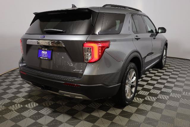 Certified 2024 Ford Explorer XLT w/ Equipment Group 202A AWD/4WD image 5