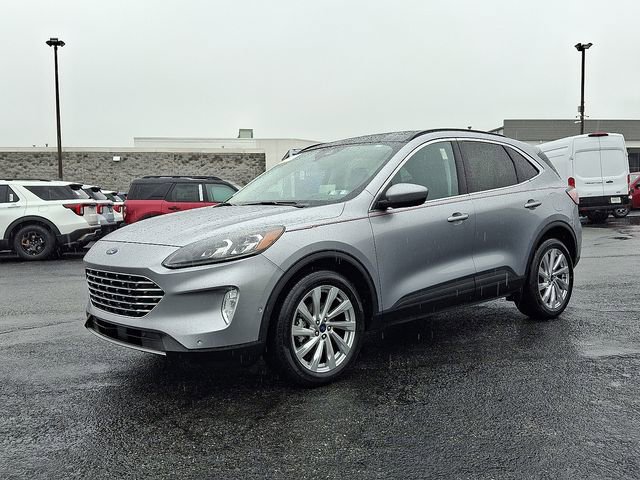 Certified 2021 Ford Escape Titanium w/ Titanium Elite Package AWD/4WD image 3