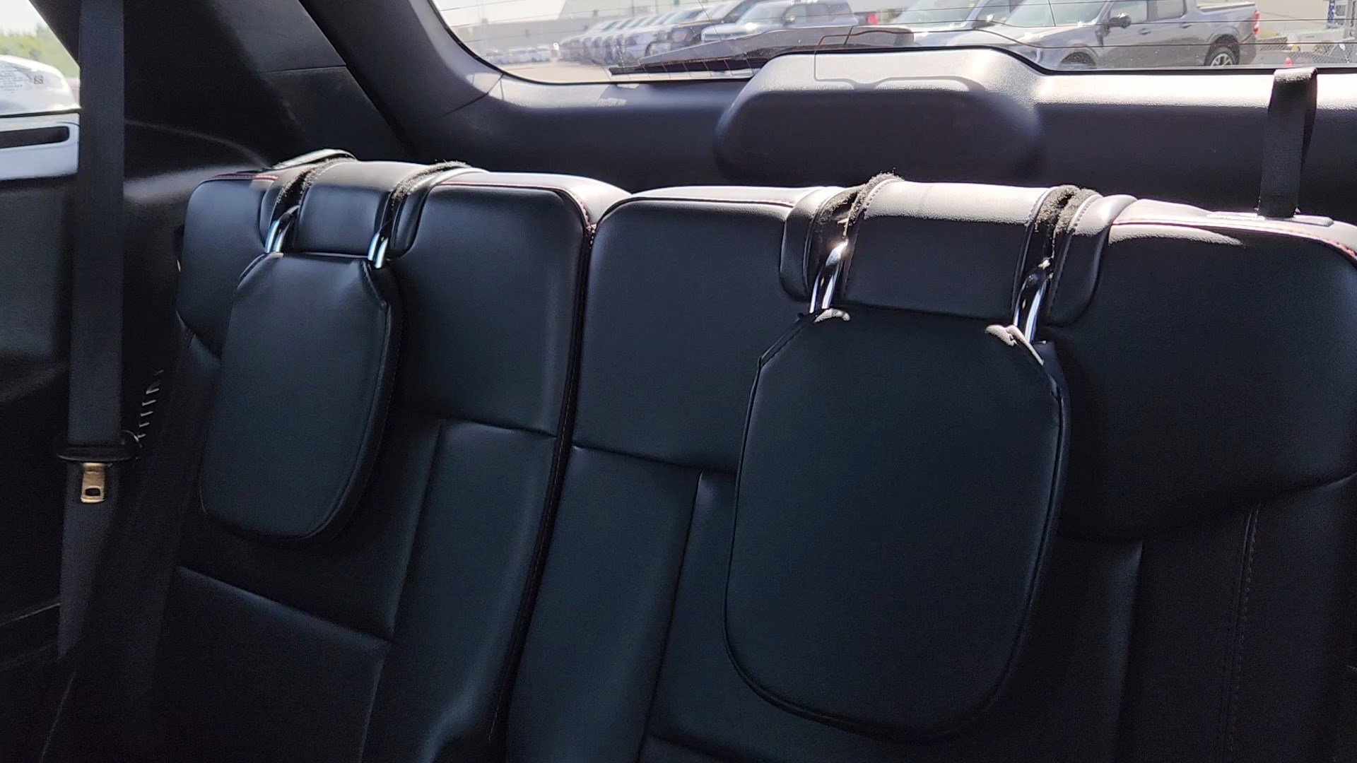 Certified 2025 Ford Explorer ST-Line image 18