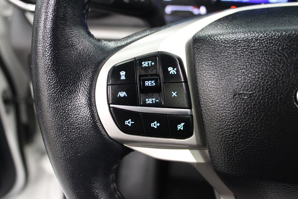 Certified 2023 Ford Explorer XLT w/ Equipment Group 202A AWD/4WD image 19