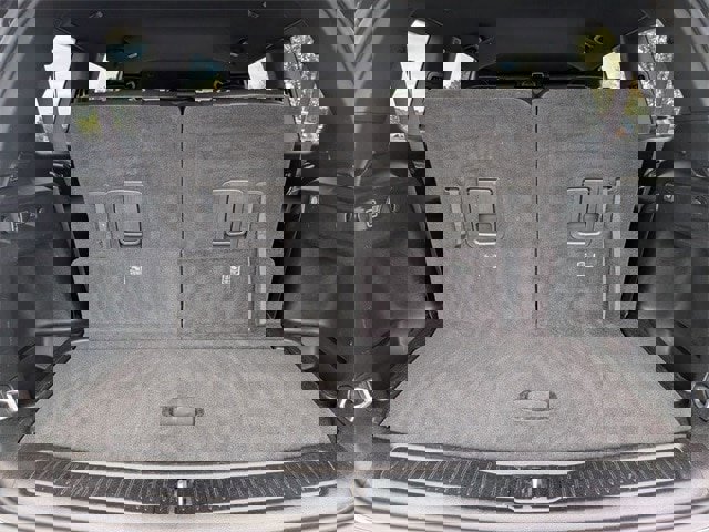 Used 2024 Jeep Grand Cherokee L Altitude image 28