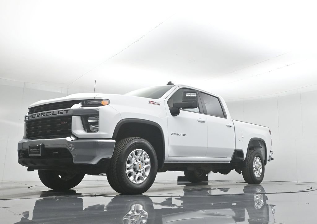 Used 2023 Chevrolet Silverado 2500 LT image 45