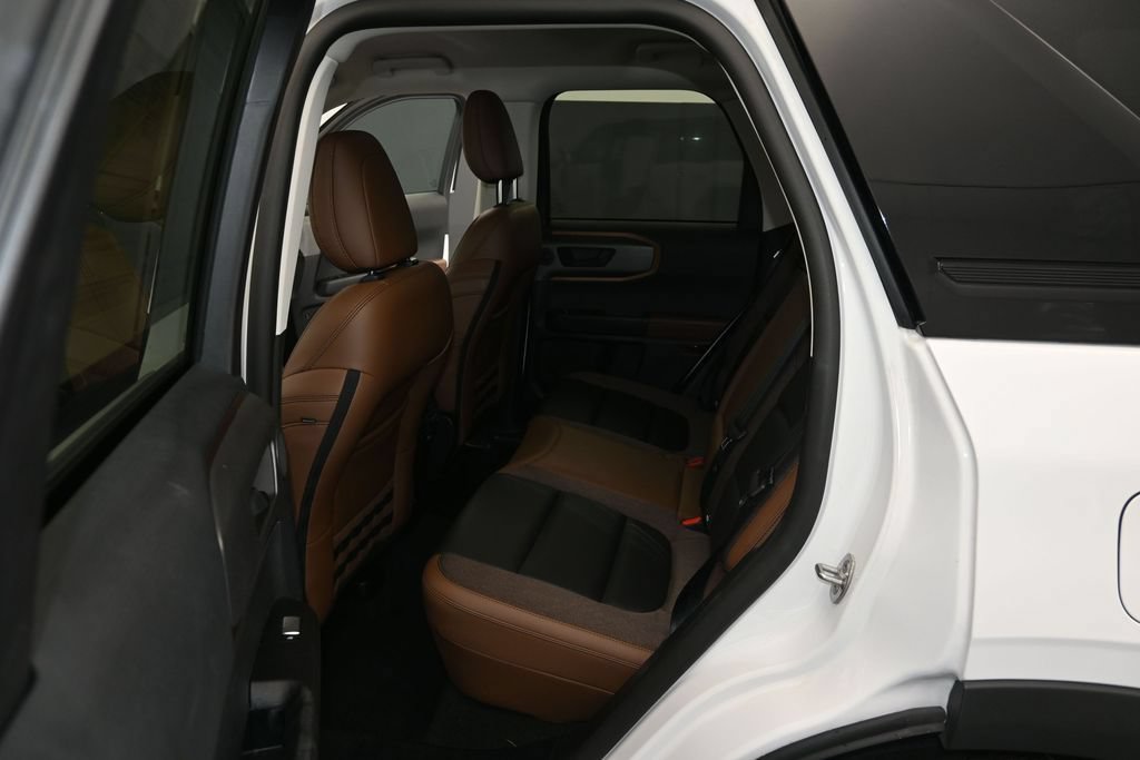 Certified 2025 Ford Bronco Sport Outer Banks w/ Outer Banks Tech Package+ AWD/4WD image 18