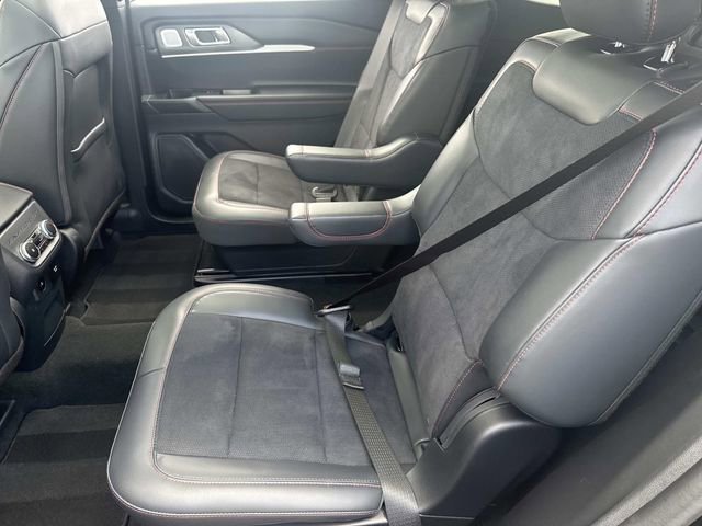 Certified 2025 Ford Explorer ST AWD/4WD image 15