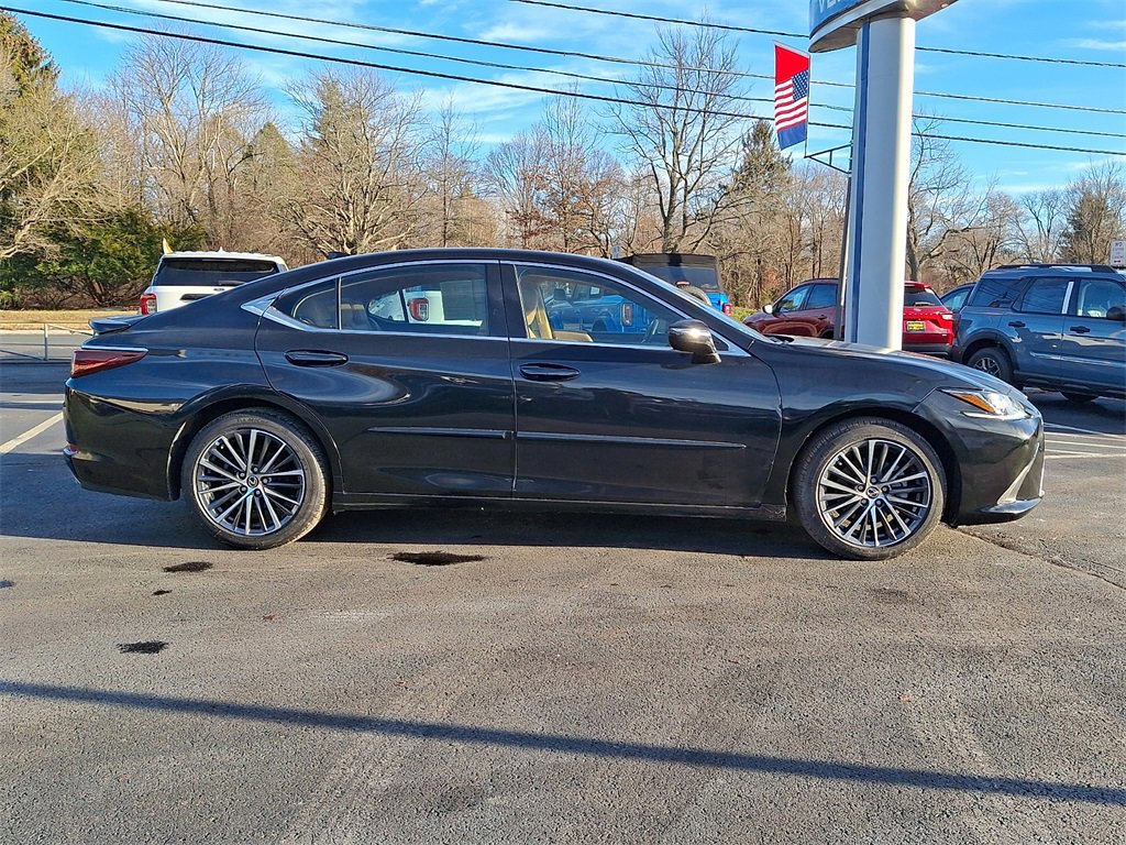 Used 2022 Lexus ES 350 w/ Premium Package image 6