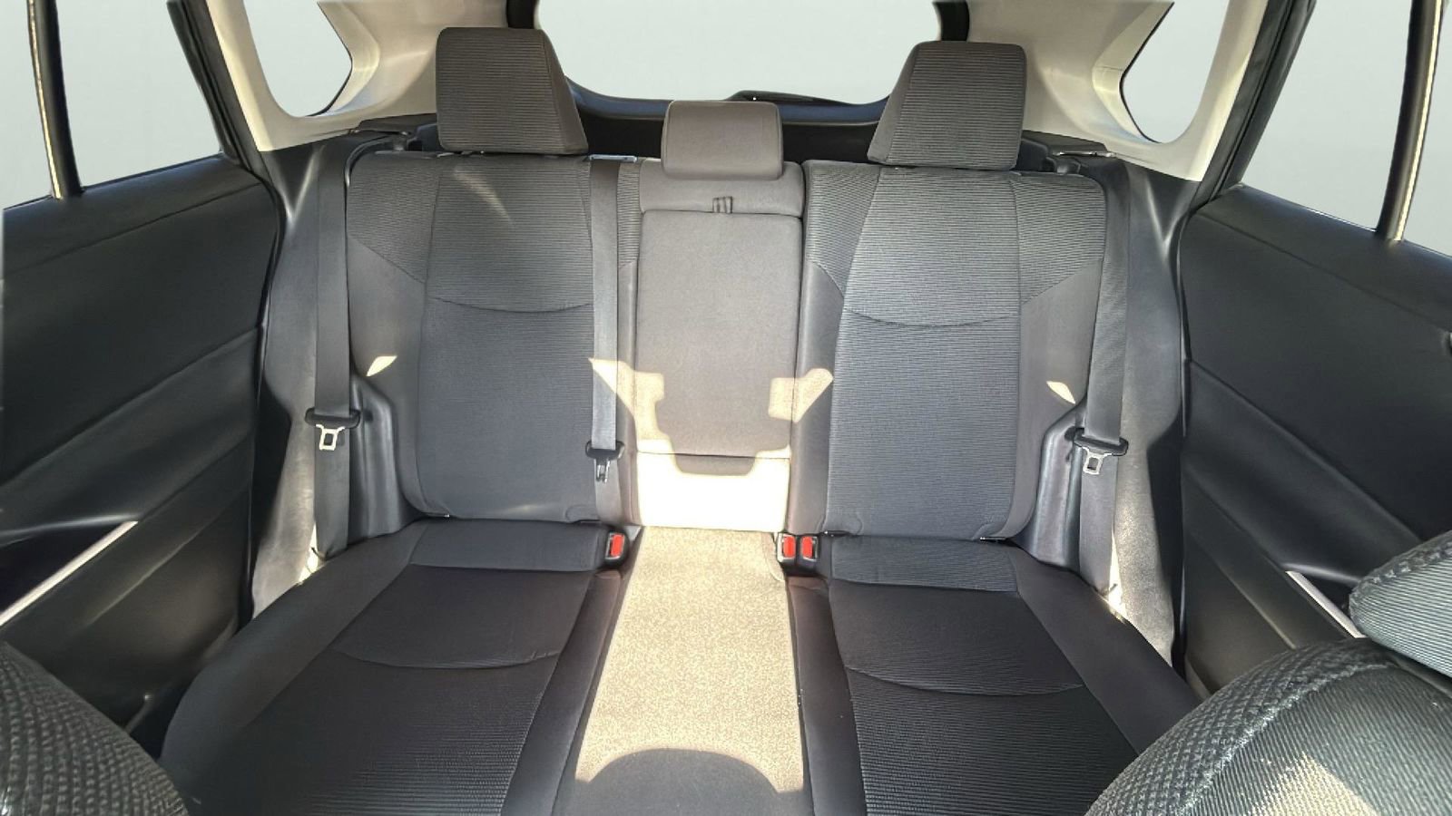 Used 2024 Toyota RAV4 LE image 26