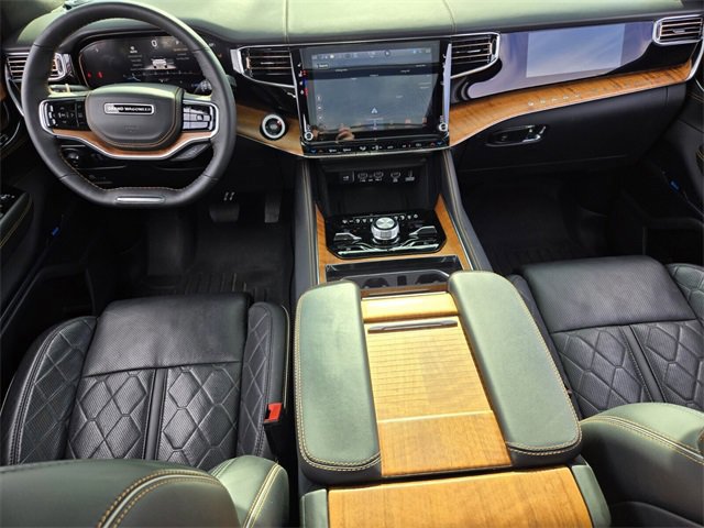 Used 2022 Jeep Grand Wagoneer Series III w/ Rear Seat Video Group 1 image 18