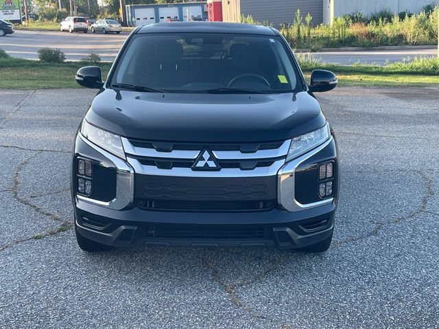 Used 2024 Mitsubishi Outlander Sport SE AWD/4WD image 2