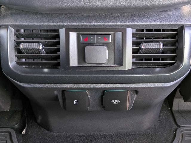 Certified 2023 Ford F150 Raptor w/ Raptor 37 Performance Package image 28