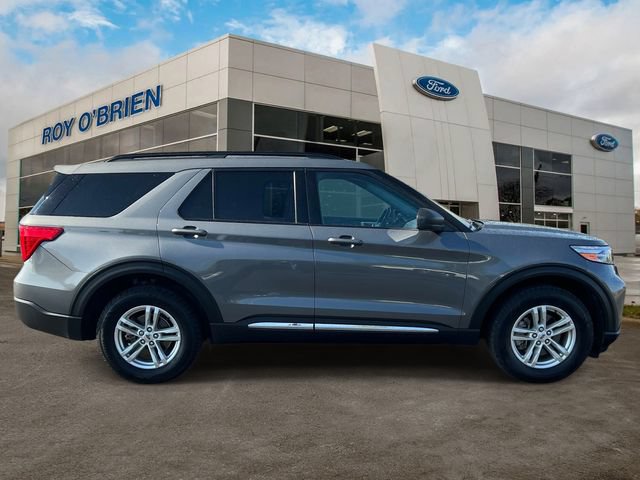 Certified 2022 Ford Explorer XLT w/ Class IV Trailer Tow Package AWD/4WD image 6
