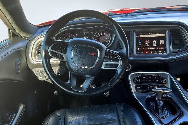 Used 2022 Dodge Challenger SXT w/ Plus Package image 10