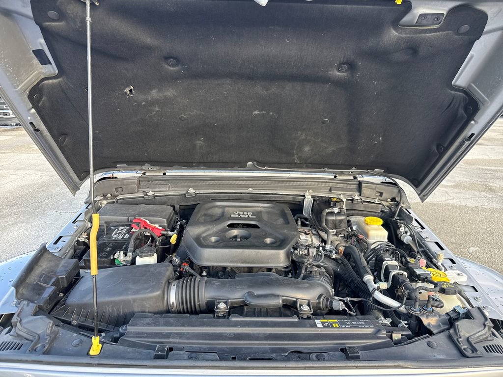 Used 2020 Jeep Wrangler Unlimited Sahara image 26