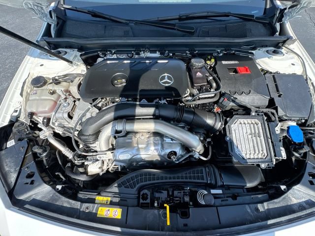 Used 2025 Mercedes-Benz CLA 250 image 24