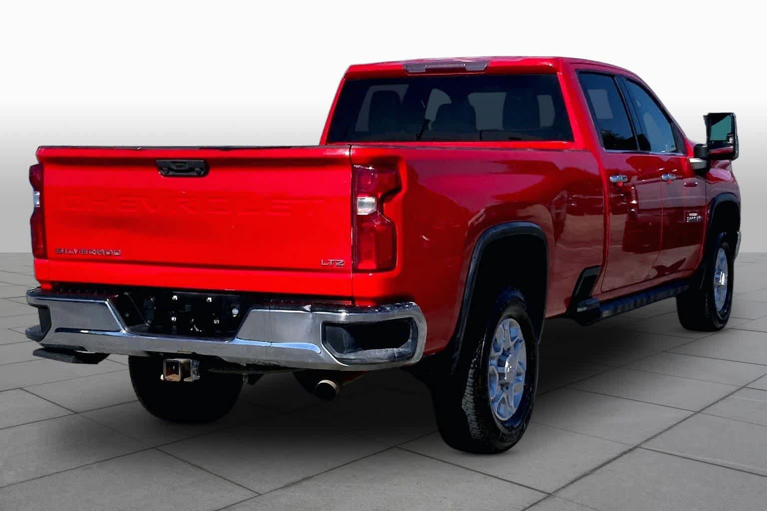 Used 2020 Chevrolet Silverado 3500 LTZ AWD/4WD image 13