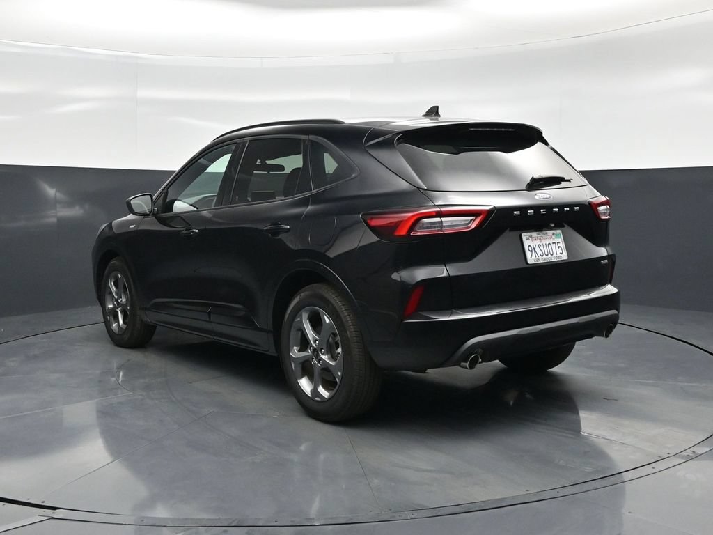Certified 2023 Ford Escape ST-Line w/ Equipment Group 301A FWD image 7