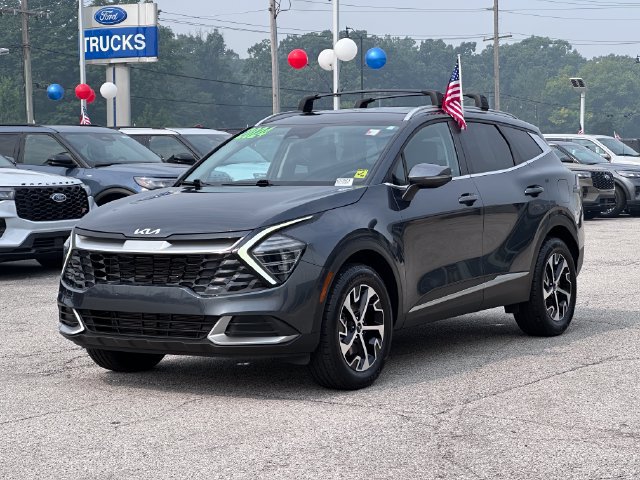Used 2024 Kia Sportage EX AWD/4WD image 3