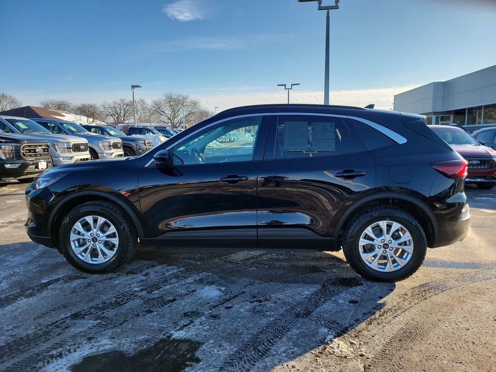 Certified 2023 Ford Escape Active w/ Tech Pack #2 image 2
