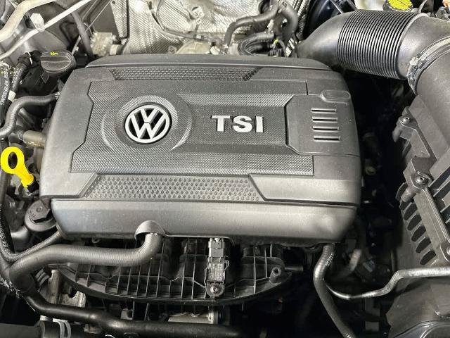 Used 2023 Volkswagen Atlas Cross Sport SEL R-Line AWD/4WD image 9