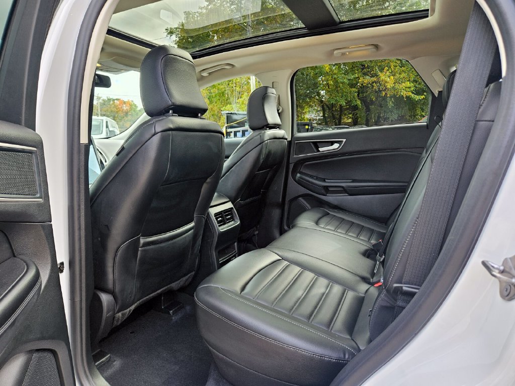 Certified 2024 Ford Edge SEL w/ Convenience Package AWD/4WD image 16