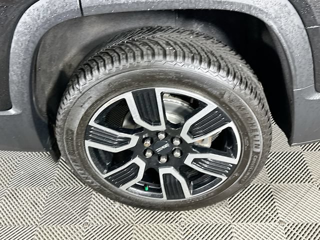 Used 2019 GMC Acadia SLT w/ Black Edition FWD image 37